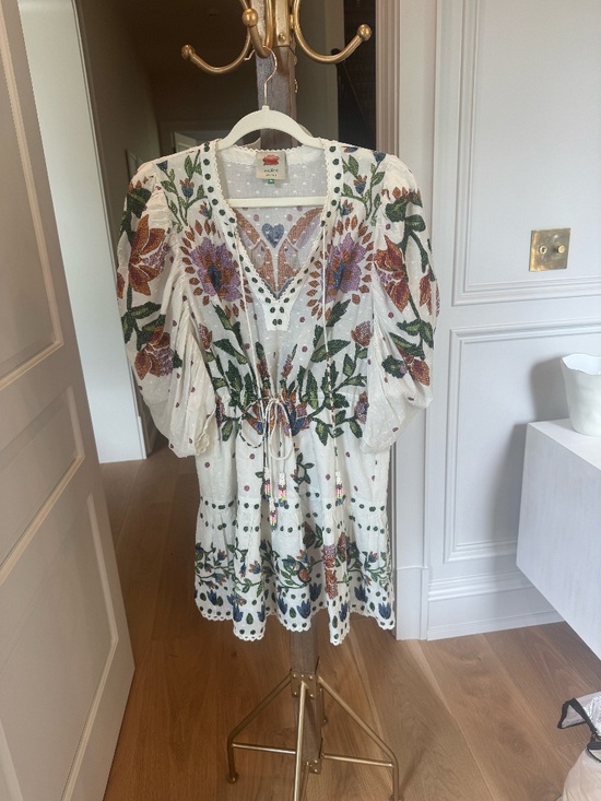 FARM Rio Dresses & Skirts - FARM RIO Floral Bird Embroidered Mini Dress Puff Sleeve Boho Size M